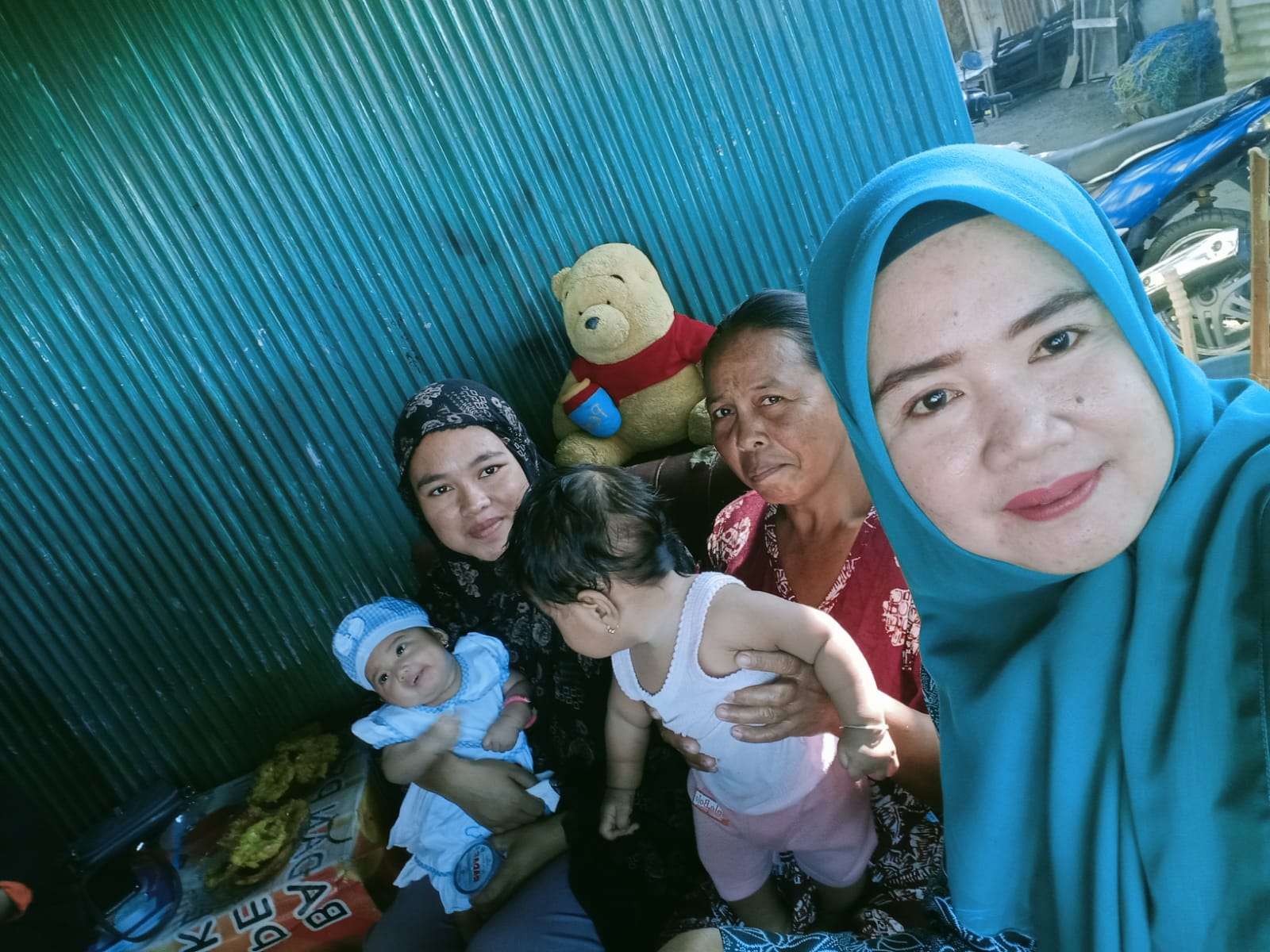 Semangat Kolaborasi Wujudkan Generasi Sehat, Posyandu Pantai Selatan Lamalaka Hadirkan Pelayanan Terbaik bagi Ibu dan Anak